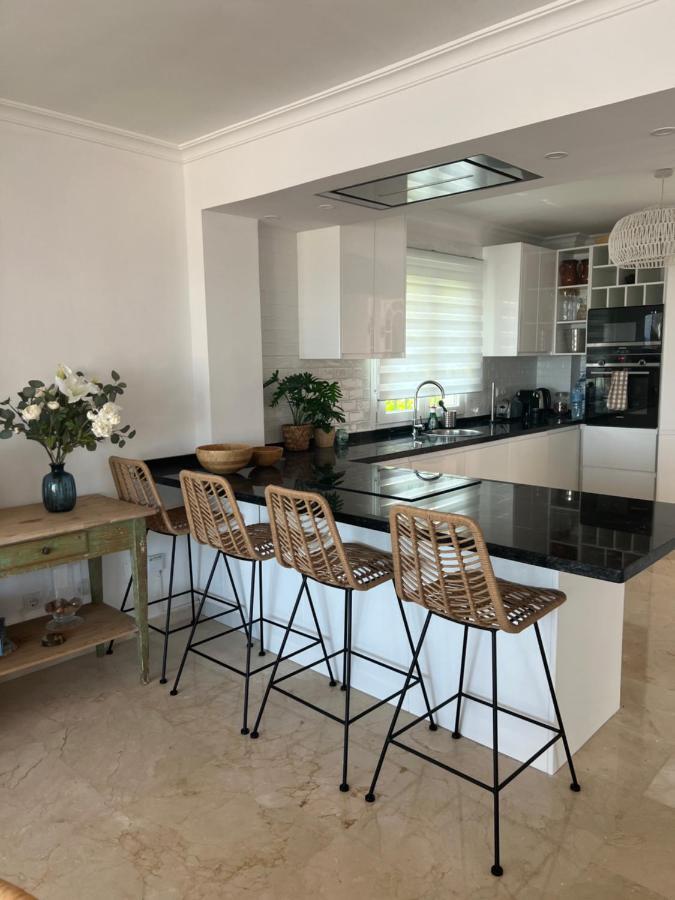 Playa Cristo Amazing Beach Terrace Appartment Эстепона Экстерьер фото